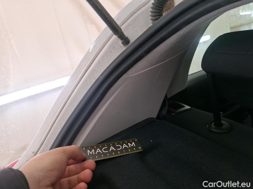  Citroen  C3  Feel 1.2 PureTech 80CV BVM5 E6 #46