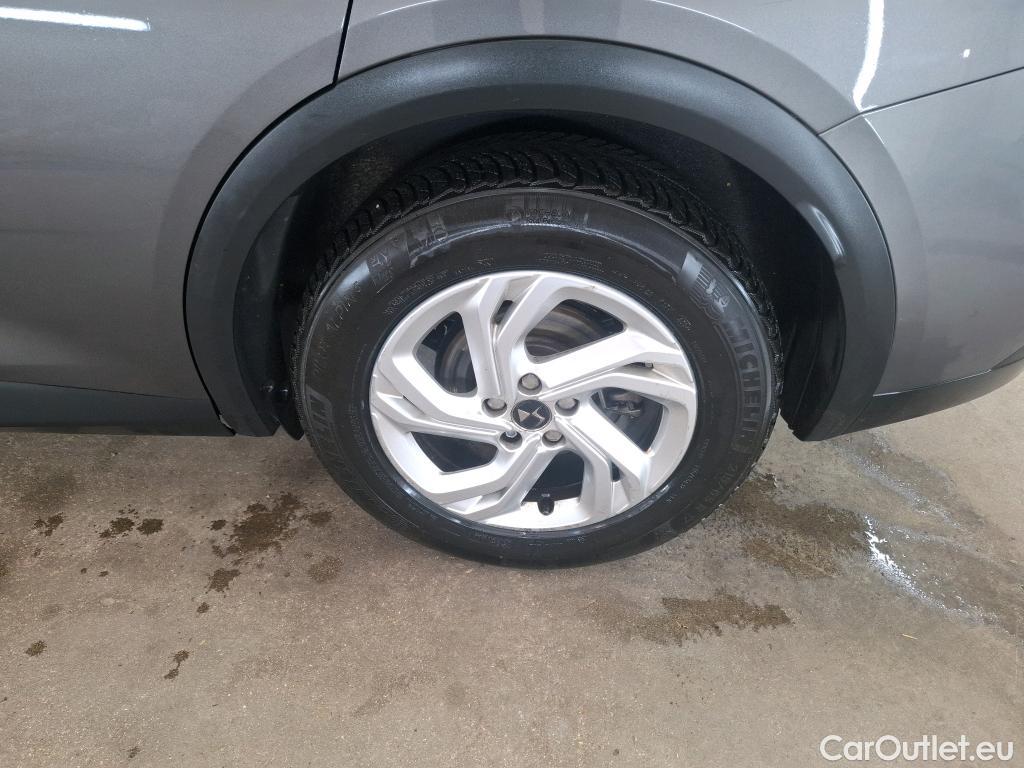  DS  DS7 DS DS 7 Crossback / 2017 / 5P / SUV BlueHDi 130 Auto Executive #60