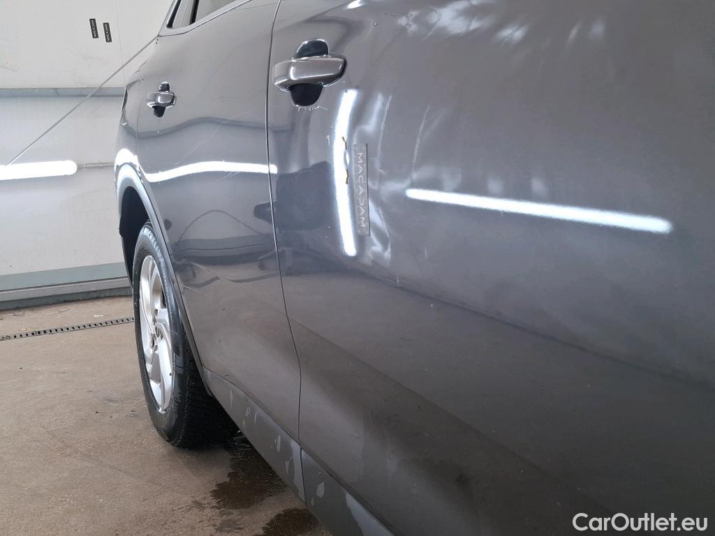  DS  DS7 DS DS 7 Crossback / 2017 / 5P / SUV BlueHDi 130 Auto Executive #91