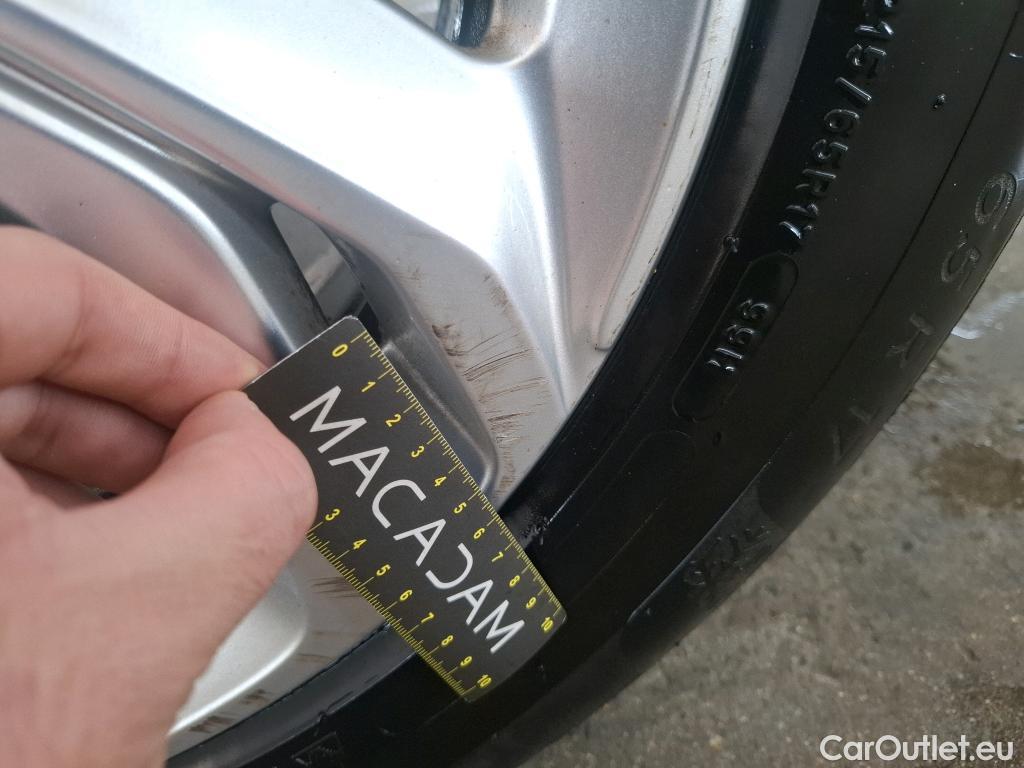  DS  DS7 DS DS 7 Crossback / 2017 / 5P / SUV BlueHDi 130 Auto Executive #68