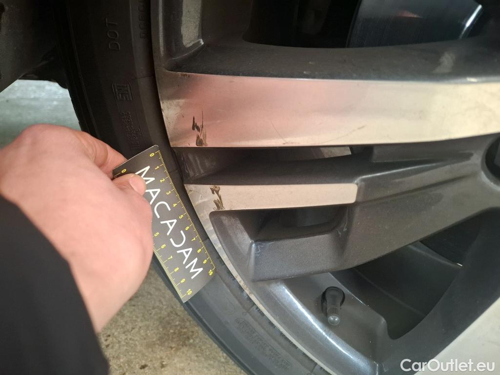  Peugeot  3008  Allure Business 1.2 PureTech 130CV BVA8 E6d #14