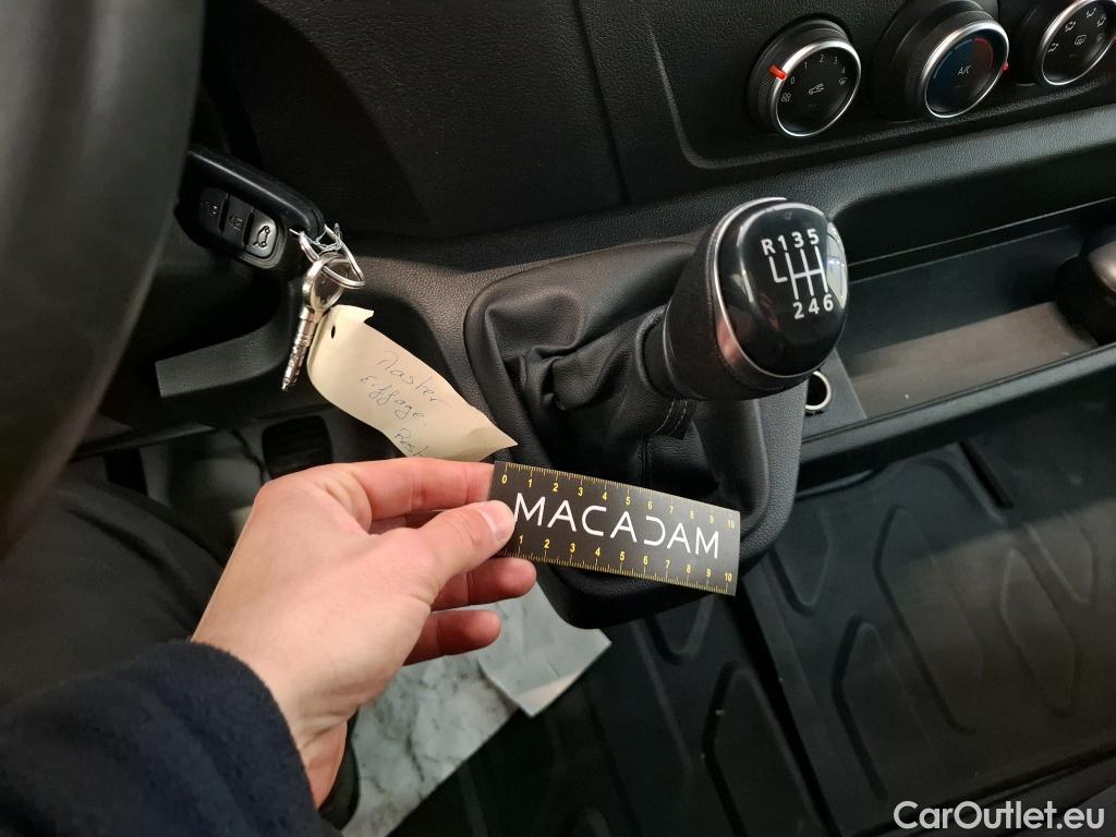  Renault  Master  III Fourgon L3H2 3 5 Grand Confort dCi 135CV BVM6 E6dT #23