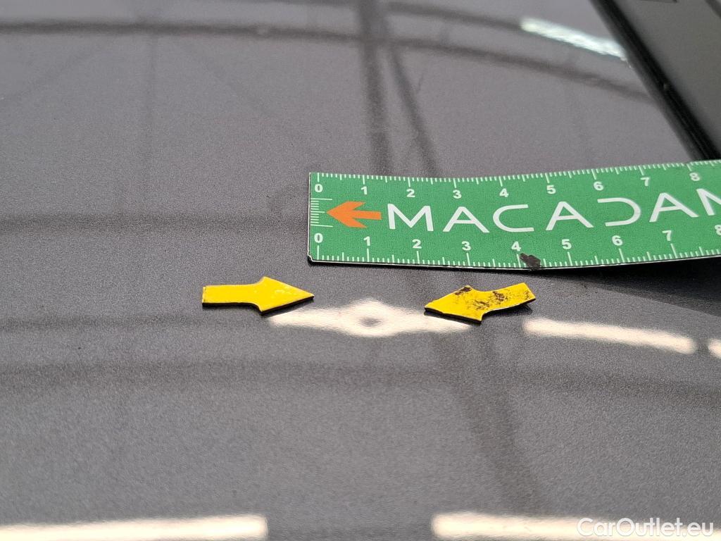  Mercedes  A-Klasse MERCEDES-BENZ Classe A Compact / 2018 / 5P / Berline A 180 d Business Line BVA #19