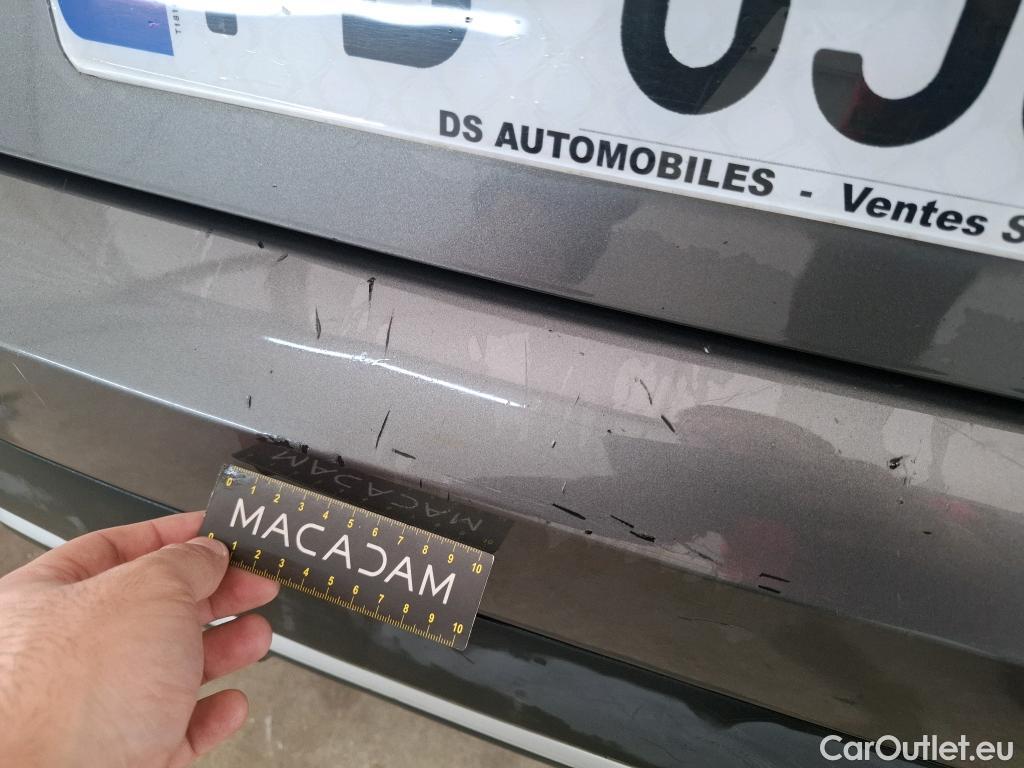  DS  DS7 DS DS 7 Crossback / 2017 / 5P / SUV BlueHDi 130 Auto Executive #51
