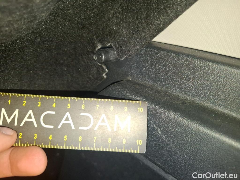  Citroen  C3  Feel 1.2 PureTech 80CV BVM5 E6 #28