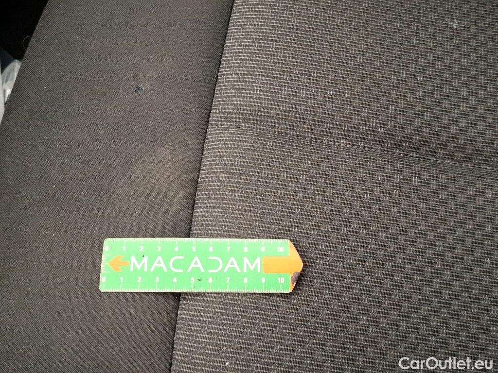  Bmw  Serie 1 BMW Série 1 / 2019 / 5P / Berline 116i DKG7 Business Design #7