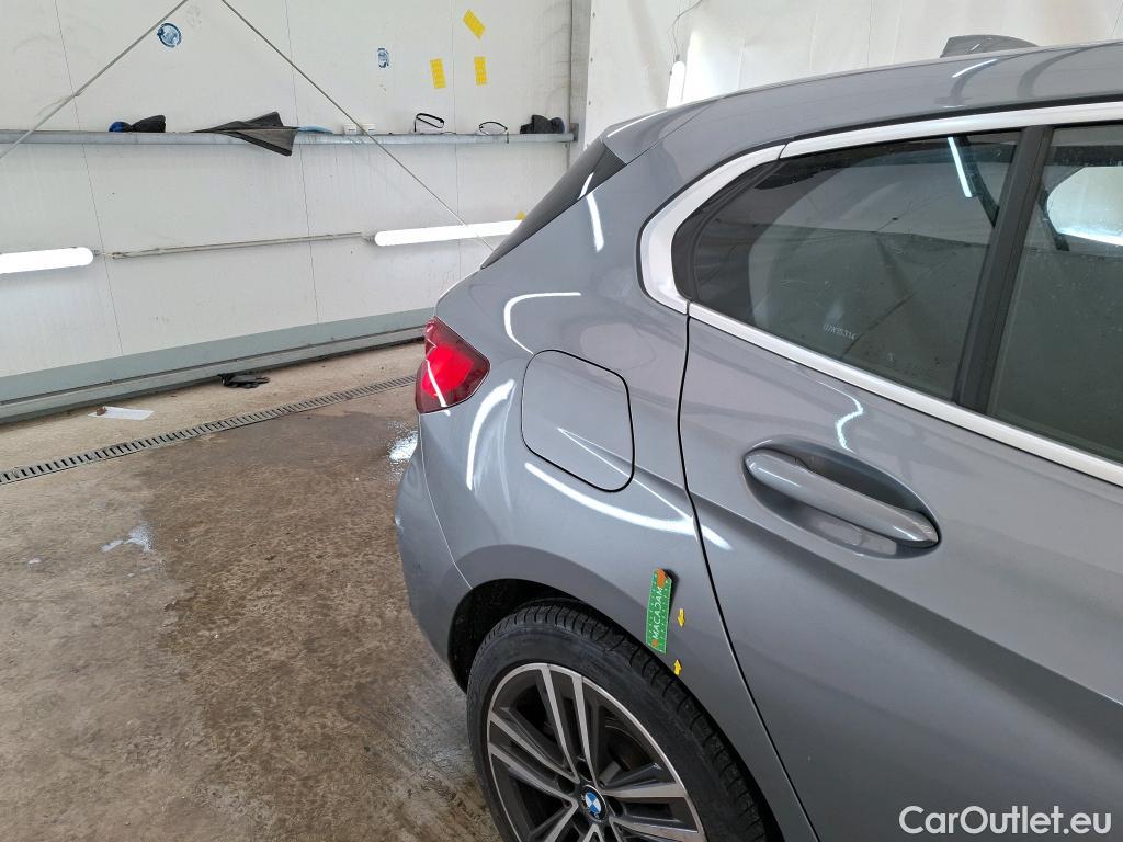  Bmw  Serie 1 BMW Série 1 / 2019 / 5P / Berline 116i DKG7 Business Design #1