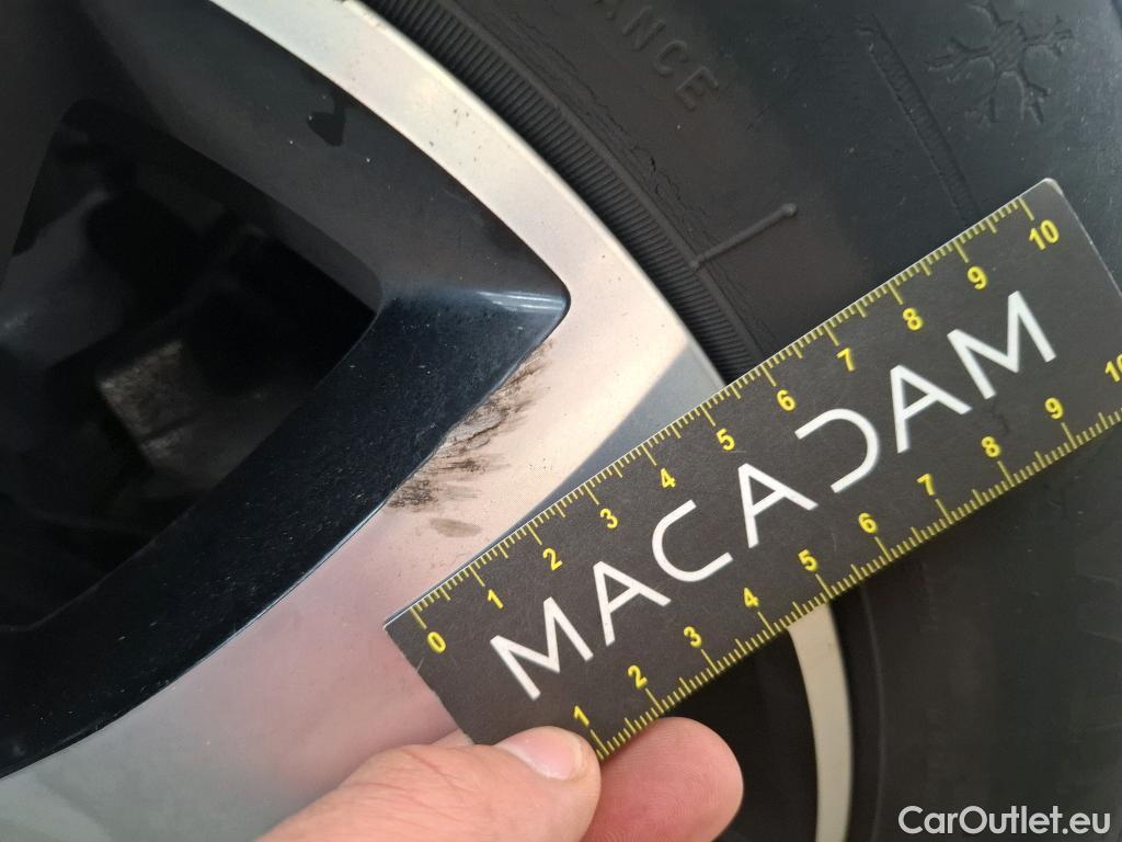  Renault  Captur RENAULT  5p Crossover Business ENERGY dCi 90 #21