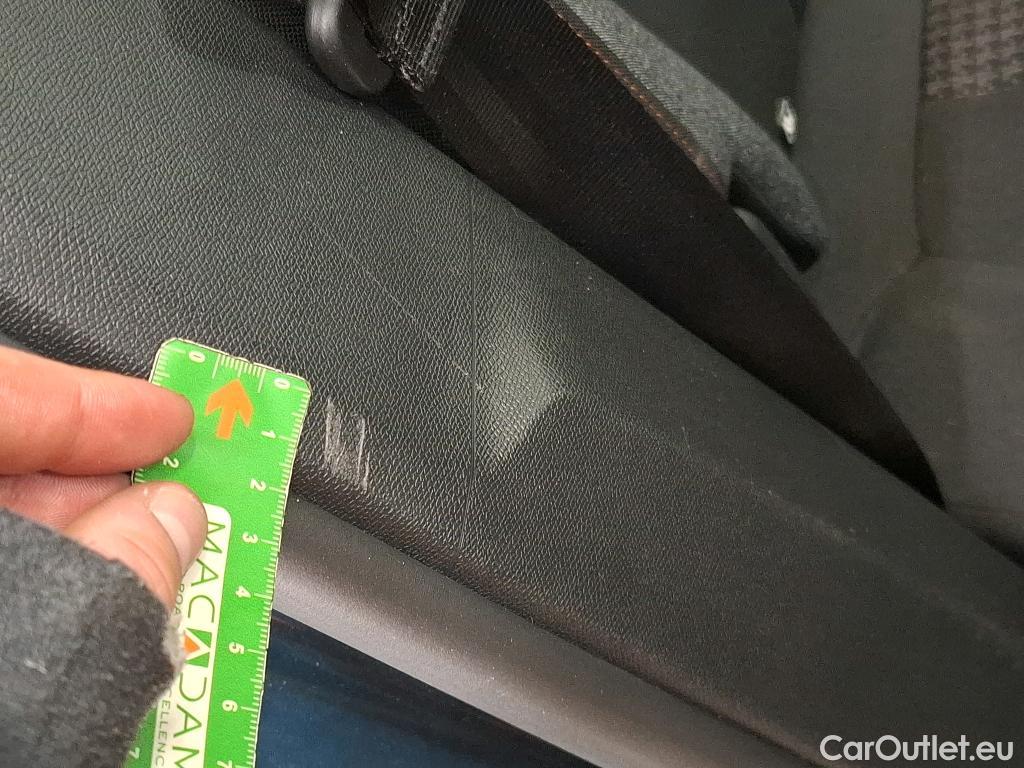  Peugeot  3008  Active Pack 1.5 HDi 130CV BVA8 E6d #12