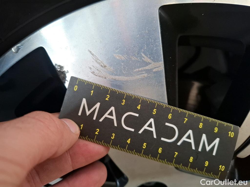  Renault  Captur RENAULT  5p Crossover Business ENERGY dCi 90 #18