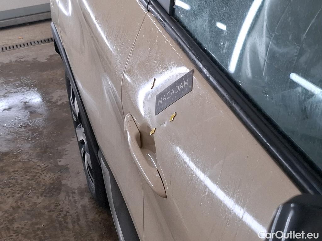  Renault  Captur RENAULT  5p Crossover Business ENERGY dCi 90 #36