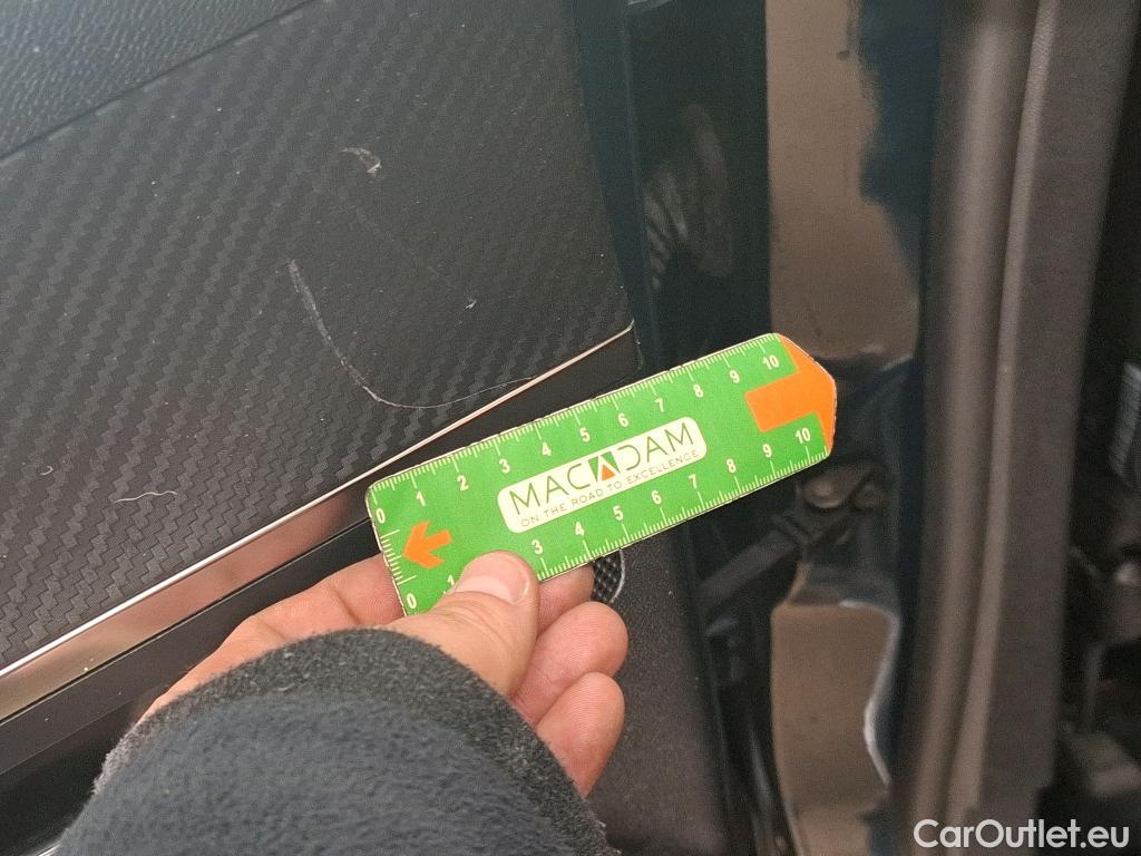  Peugeot  3008  Active Pack 1.5 HDi 130CV BVA8 E6d #10