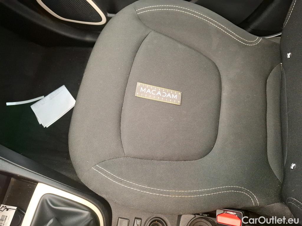  Renault  Captur RENAULT  5p Crossover Business ENERGY dCi 90 #43