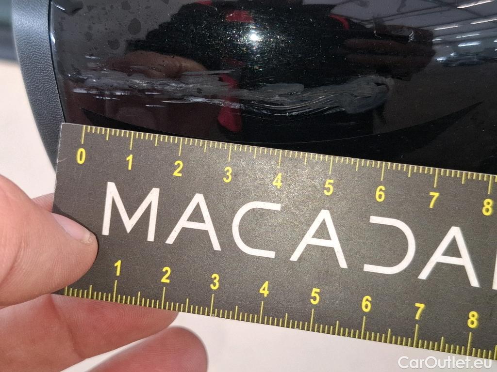  Renault  Captur RENAULT  5p Crossover Business ENERGY dCi 90 #40