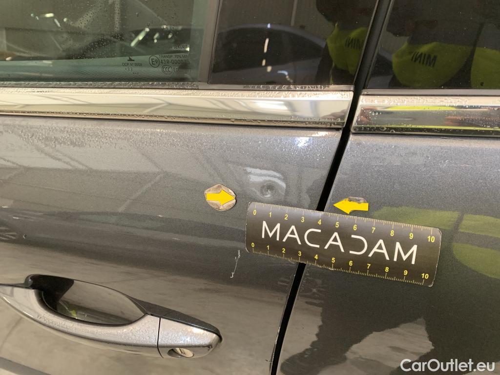  Citroen  C4  Berline Shine Pack 1.2 PureTech 130CV BVA8 E6d #14