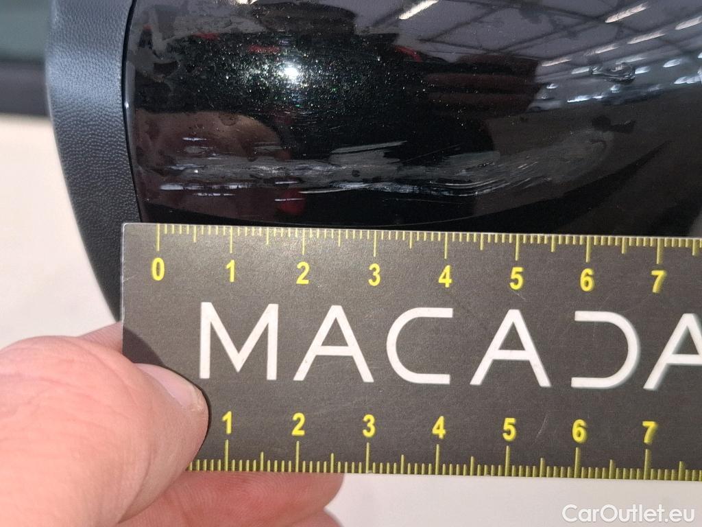  Renault  Captur RENAULT  5p Crossover Business ENERGY dCi 90 #39