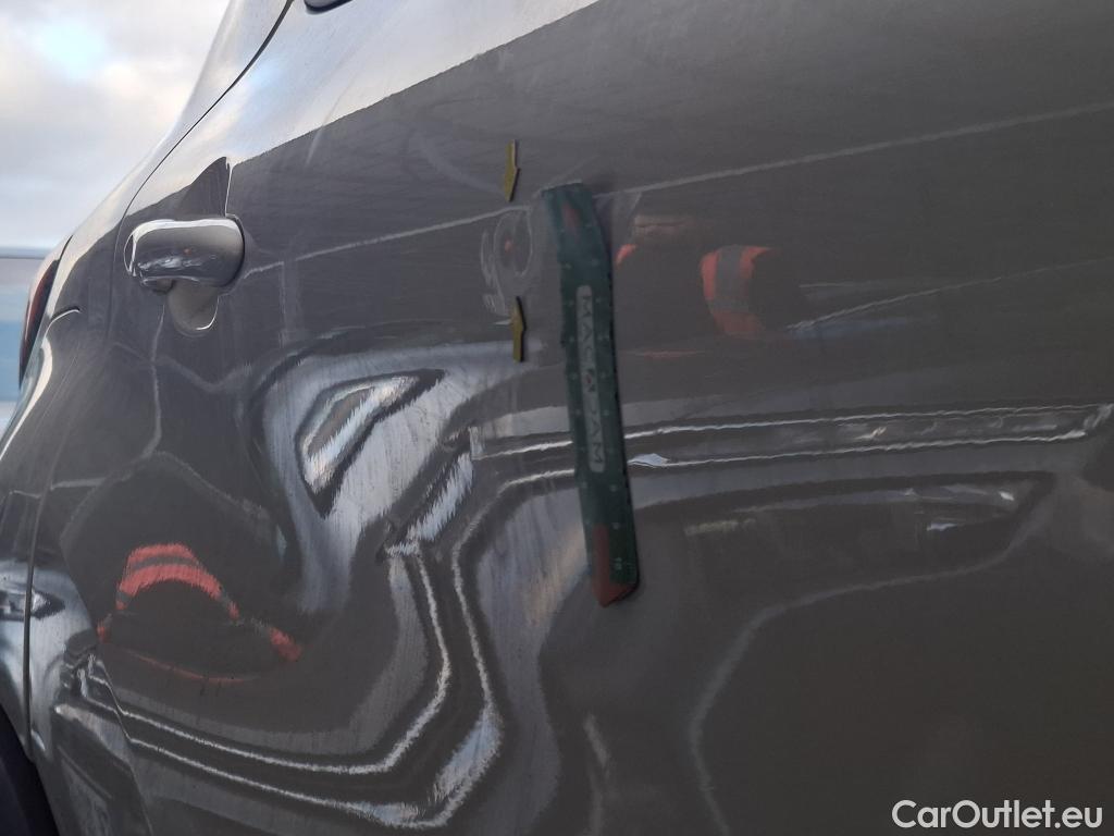  Renault  Captur RENAULT  5p Crossover Business ENERGY dCi 90 #8