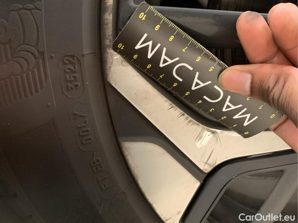  Citroen  C4  Berline Shine Pack 1.2 PureTech 130CV BVA8 E6d #10