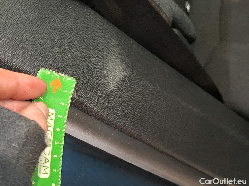  Peugeot  3008  Active Pack 1.5 HDi 130CV BVA8 E6d #14