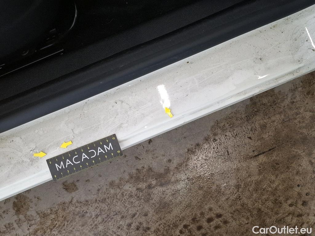  Renault  Captur RENAULT  5p Crossover Business ENERGY dCi 90 #30