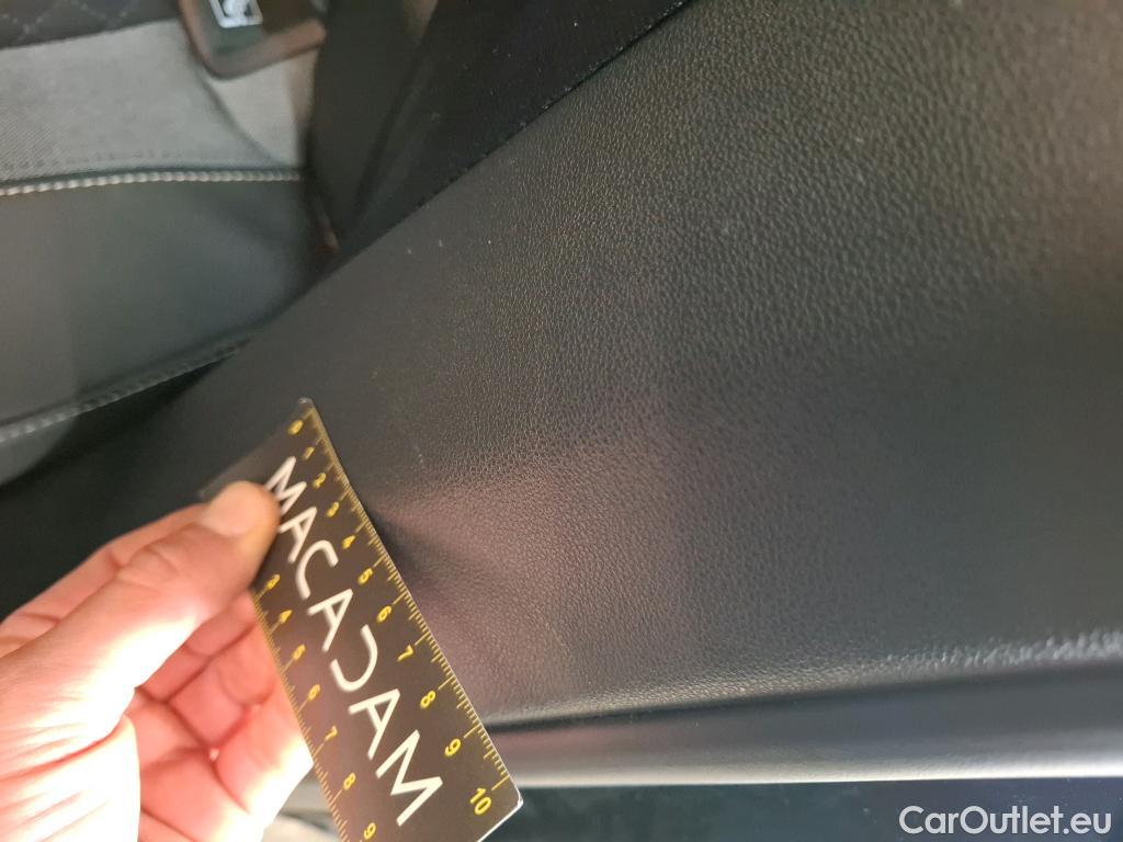  Opel   Grandland X Grandland X Elegance Business 1.5 130CV BVA8 E6d #13