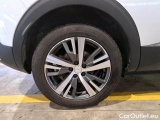  Peugeot  3008 PEUGEOT  / 2020 / 5P / SUV BLUEHDI 130 EAT8 SeS ALLURE #18