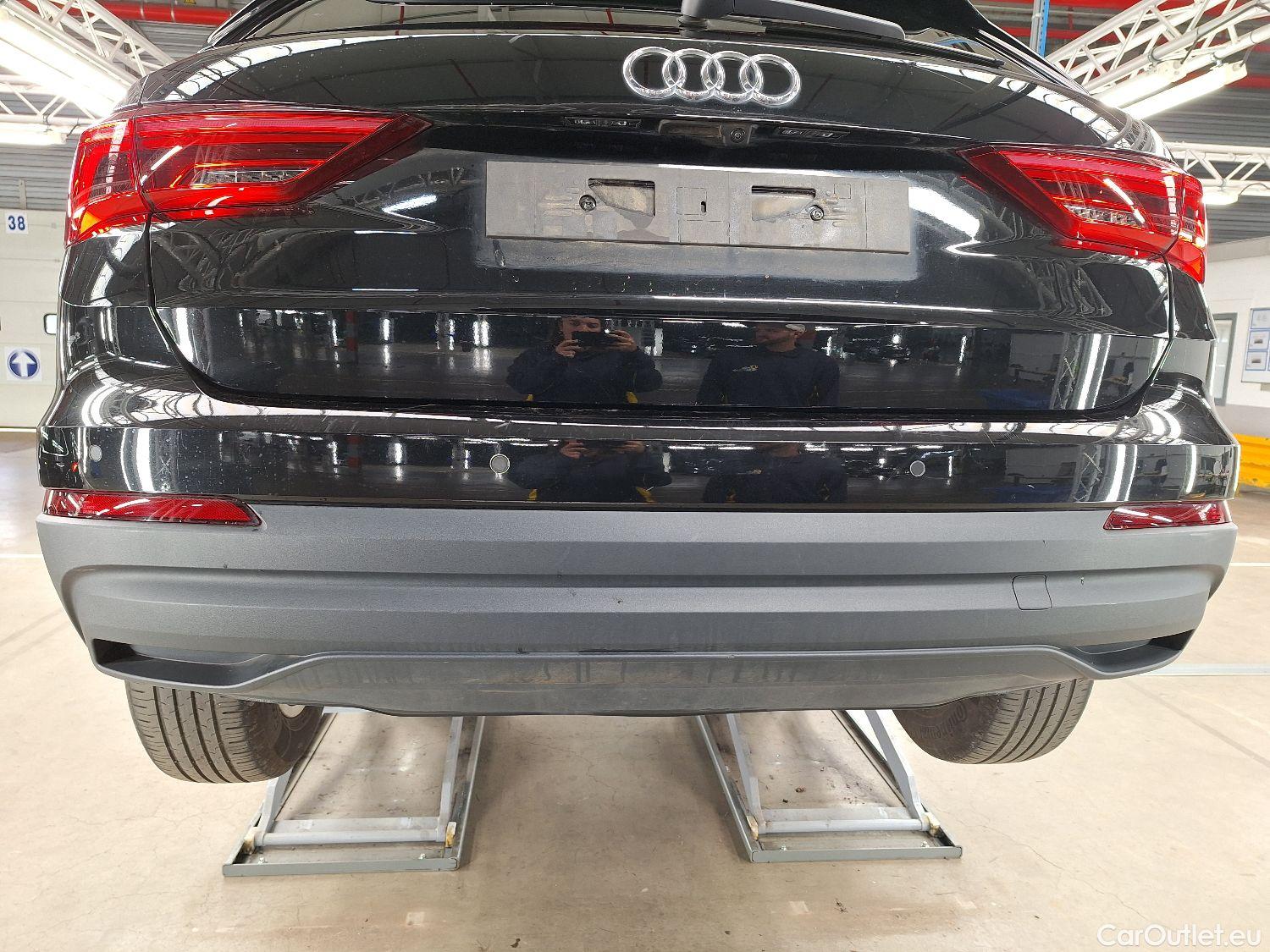  Audi  Q3 Audi,  '18 PHEV, Audi  45 TFSI e S tronic 5d #10