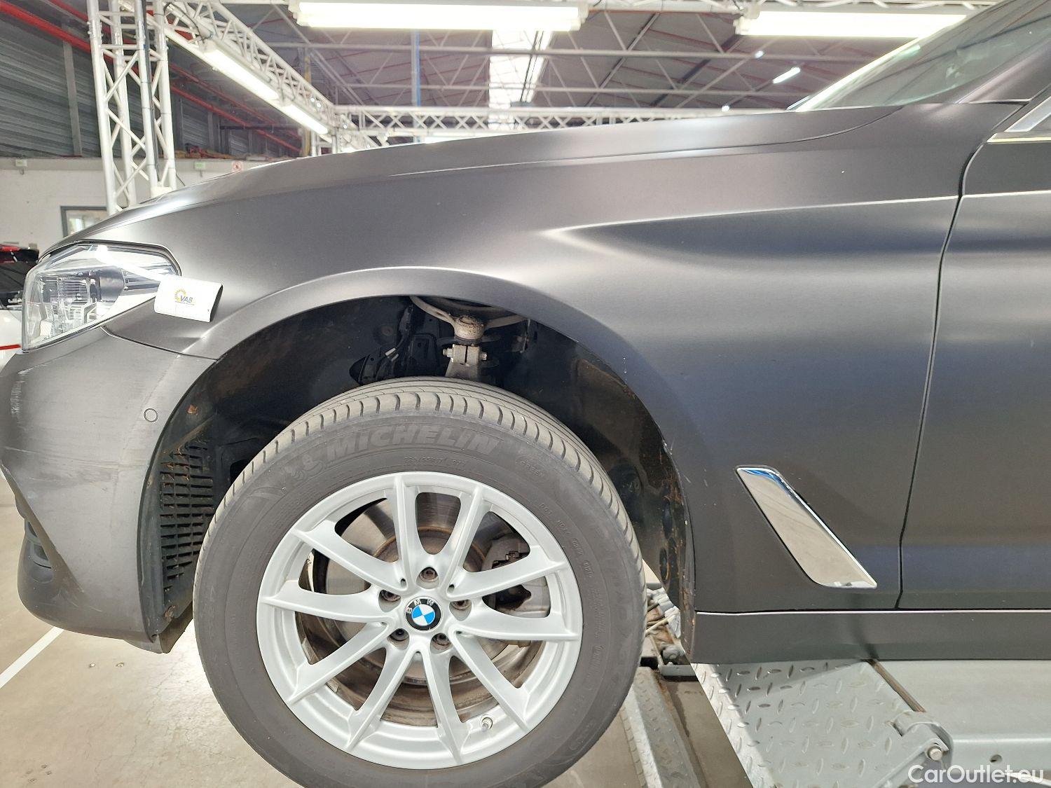  Bmw  Serie 5 BMW, 5-serie touring '17, BMW 5 Reeks Touring 520d (140 kW) 5d #33