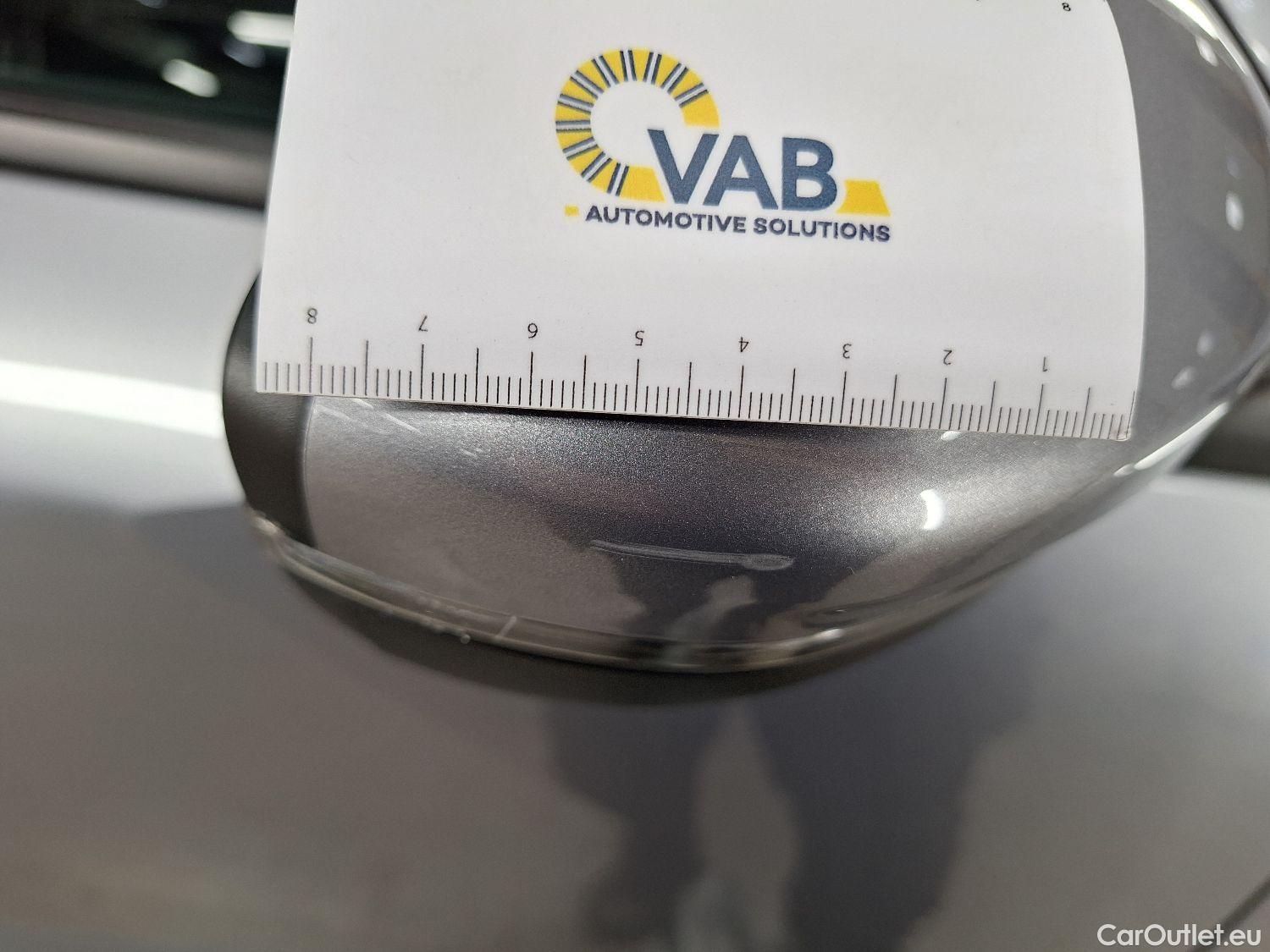  Peugeot  2008 Peugeot,  '19, Peugeot  1.2 Puretech 96kW S&S Allure 5d #38