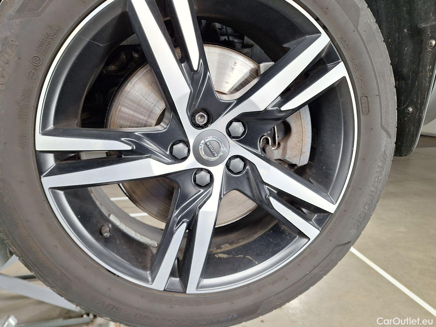  Volvo  XC 40 Volvo, XC40 '17, Volvo XC40 T5 Twin Engine R-Design 5d #6