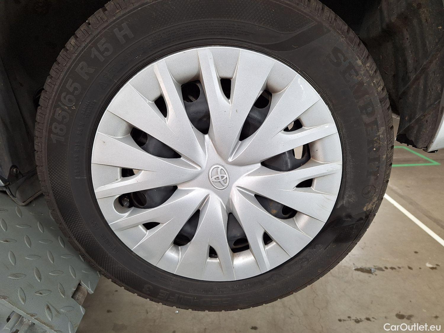  Toyota  Yaris Toyota,  '20, Toyota  1.5 VVT-i Hybrid Dynamic e-CVT 5d #6