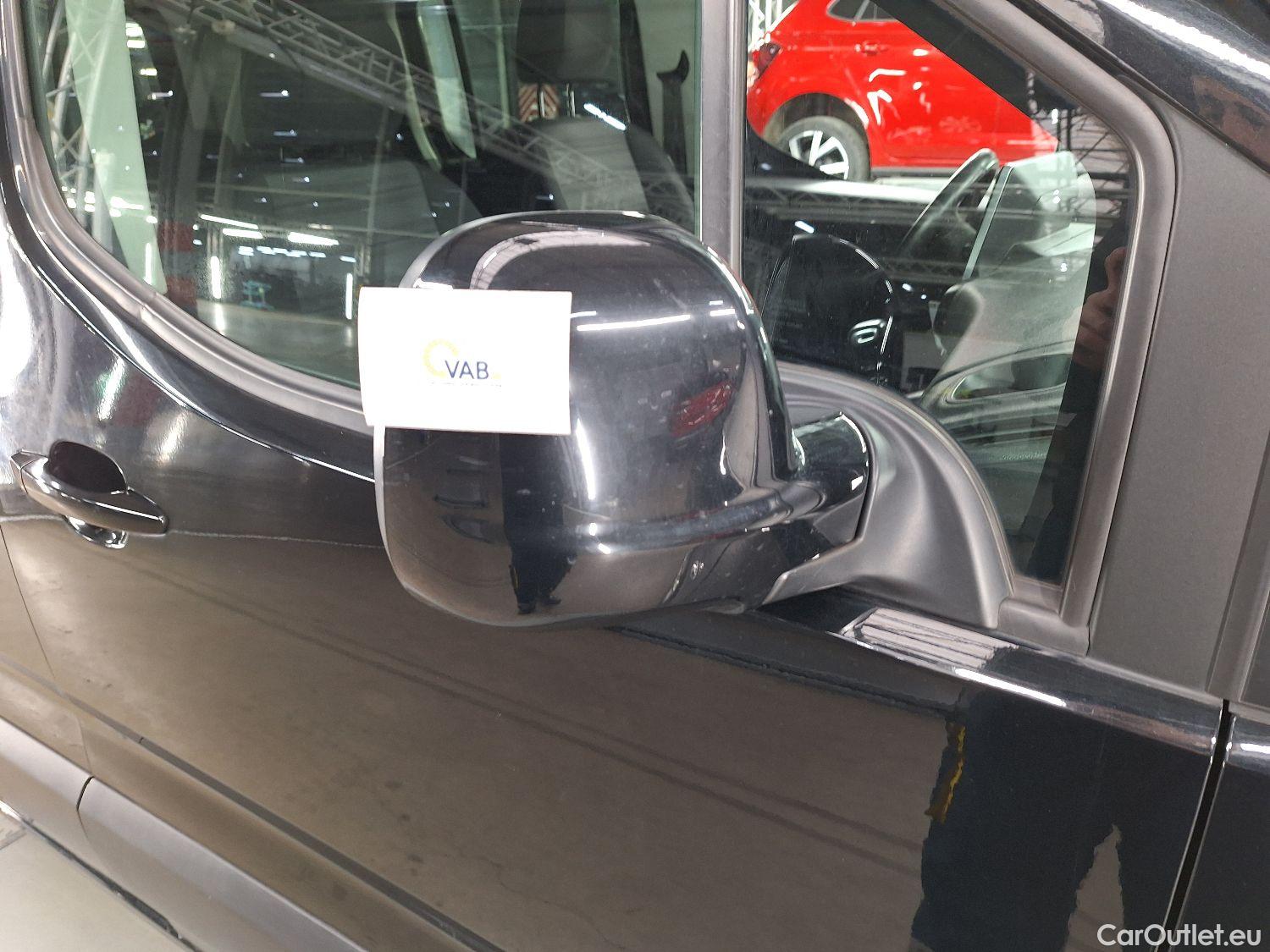  Opel  Combo Opel,  Life '18, Opel  Life 1.5 Turbo D BlueI 96kW S/S Eleganc #1