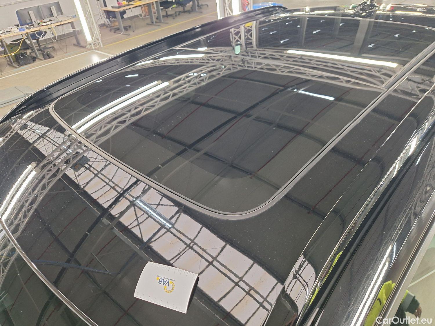  Volvo  XC 40 Volvo, XC40 '17 PHEV, Volvo XC40 T4 Recharge Geartronic R-Design 5d #37