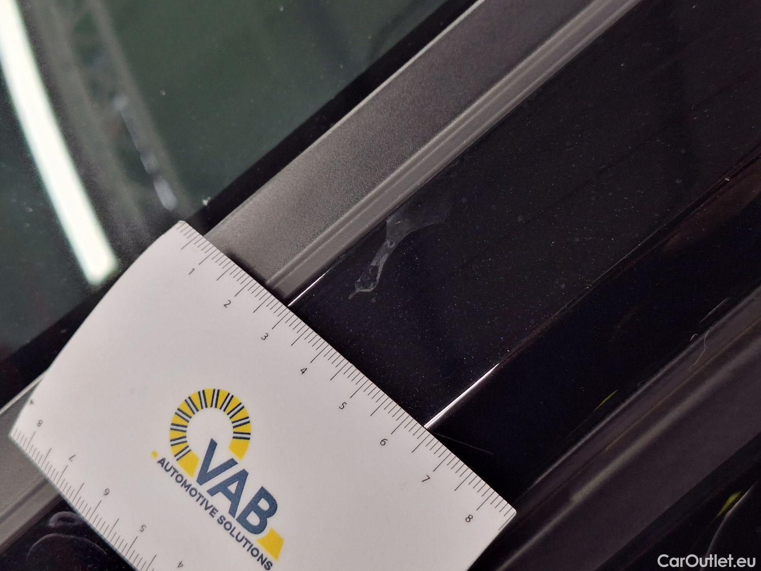  Volvo  XC 40 Volvo, XC40 '17 PHEV, Volvo XC40 T4 Recharge Geartronic R-Design 5d #41