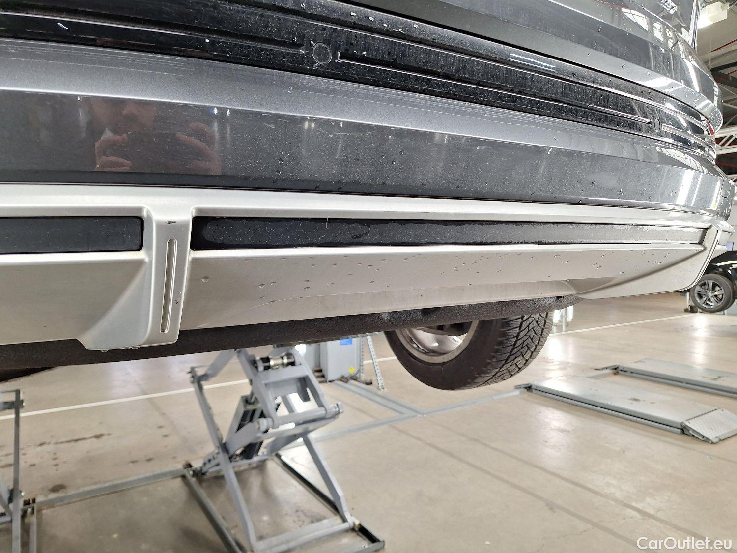  Audi  E-TRON Audi,  SB '19 BEV, Audi  Sportback 50 Quattro S-Line 5d #9