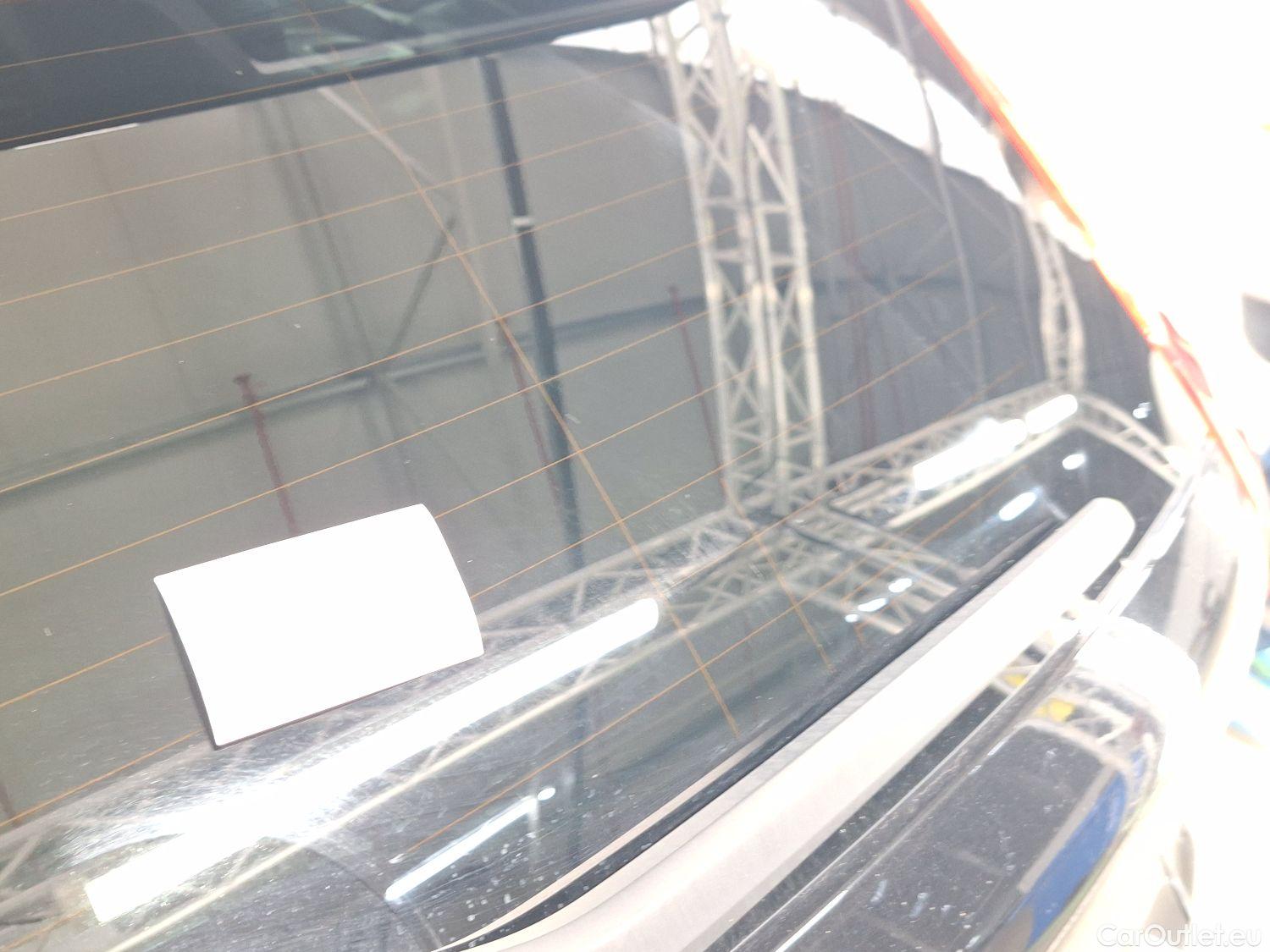  Volvo  XC 40 Volvo, XC40 '17 PHEV, Volvo XC40 T4 Recharge Geartronic R-Design 5d #36