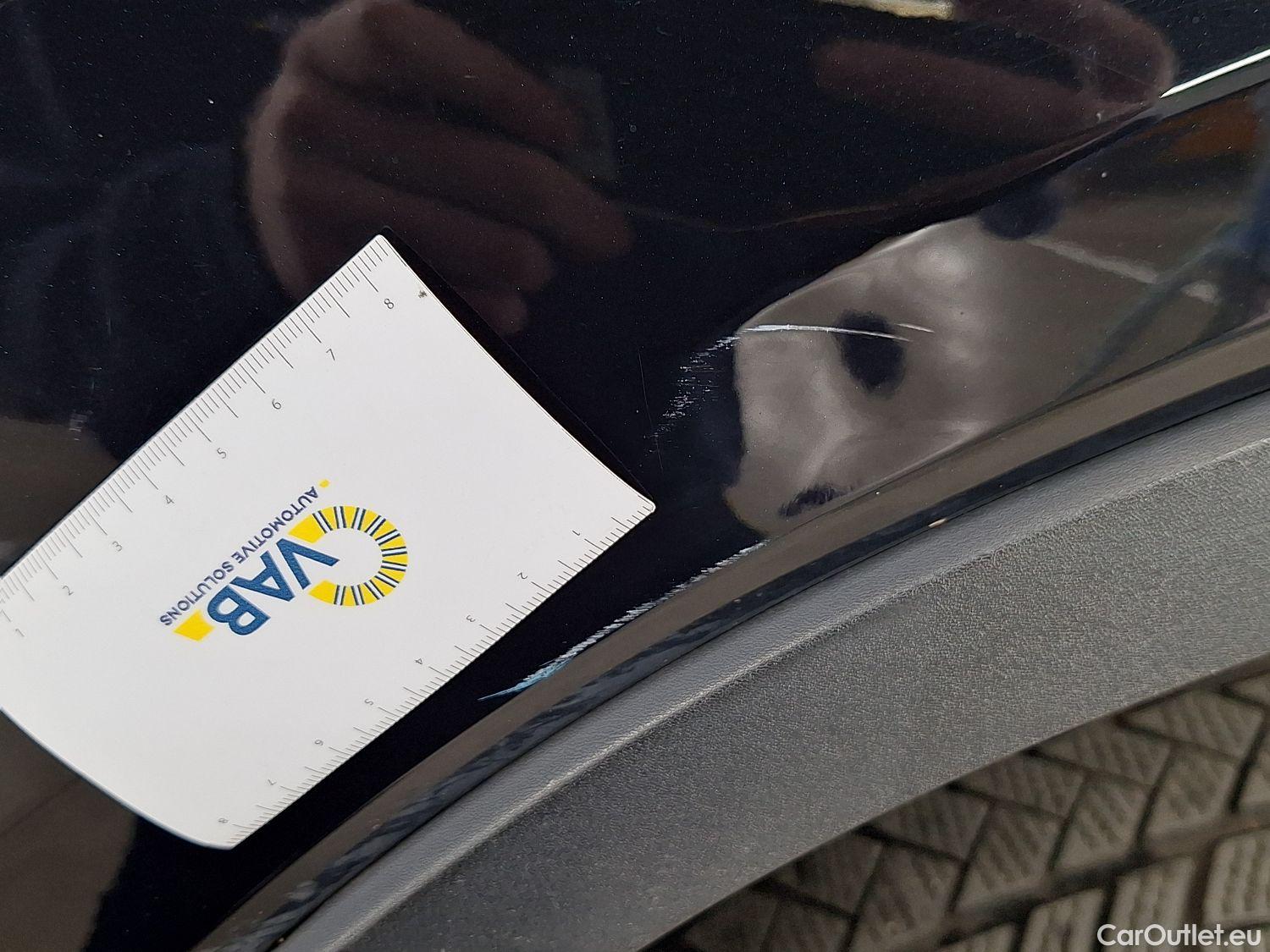  Volvo  XC 40 Volvo, XC40 '17 PHEV, Volvo XC40 T4 Recharge Geartronic R-Design 5d #31