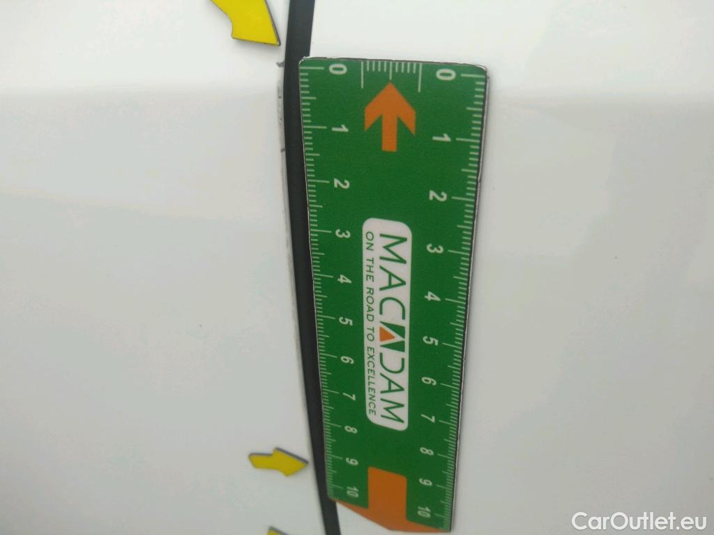  Peugeot  208  Premium 1.5 HDi 100CV BVM6 E6d #16