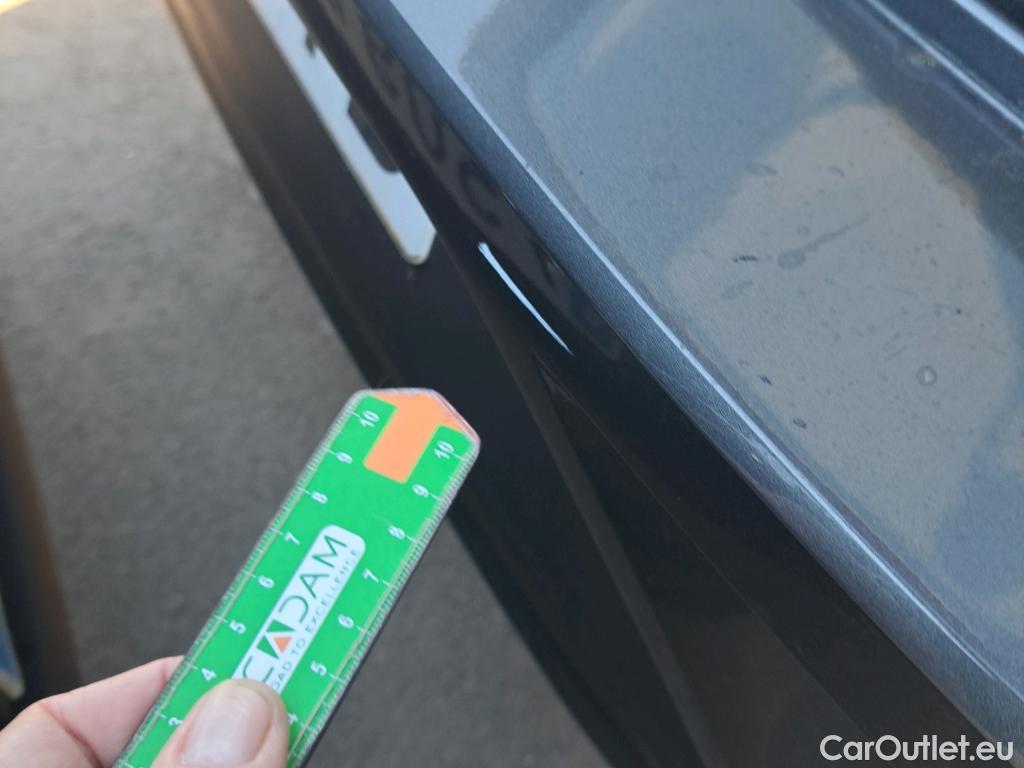  Volkswagen  T-ROC VOLKSWAGEN  / 2017 / 5P / todoterreno Advance 2.0 TDI 110kW (150CV) DSG (AC2) #21