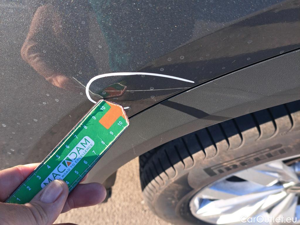  Volkswagen  T-ROC VOLKSWAGEN  / 2017 / 5P / todoterreno Advance 2.0 TDI 110kW (150CV) DSG (AC2) #16