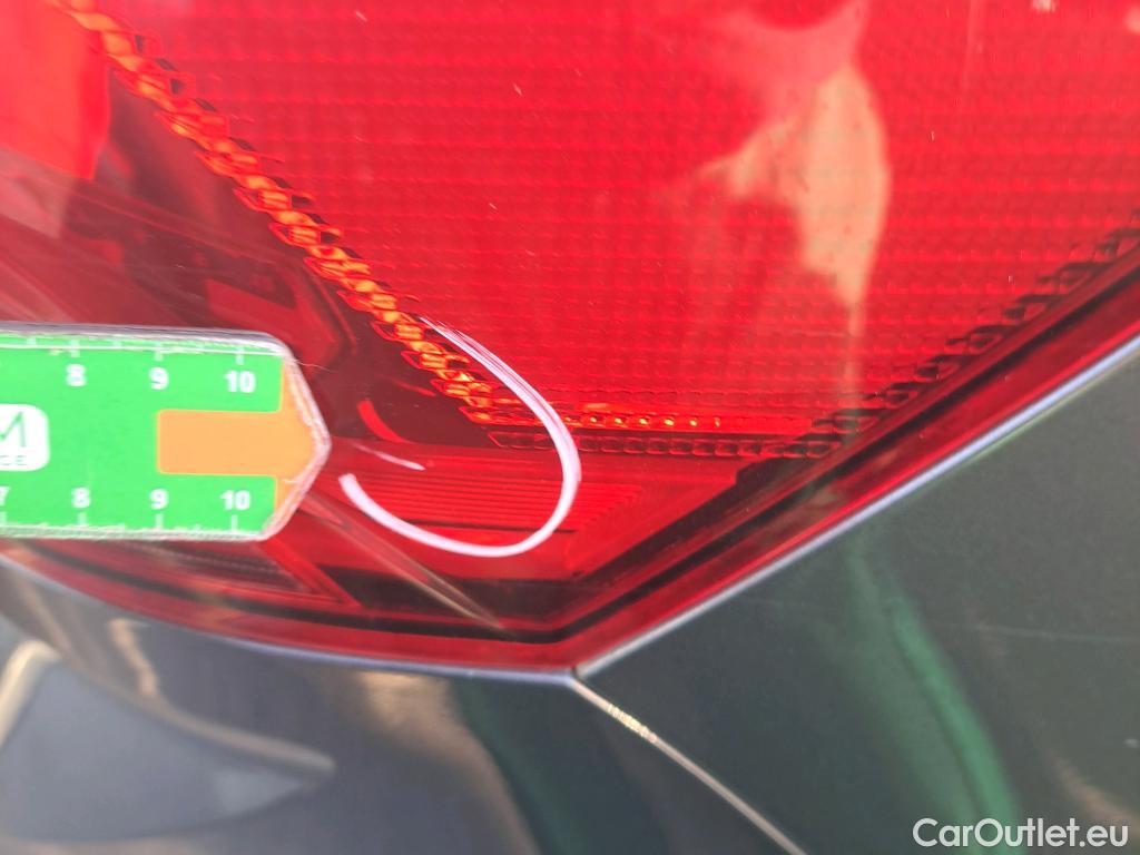  Volkswagen  T-ROC VOLKSWAGEN  / 2017 / 5P / todoterreno Advance 2.0 TDI 110kW (150CV) DSG (AC2) #29