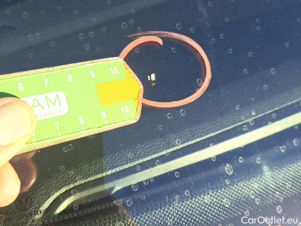  Volkswagen  T-ROC VOLKSWAGEN  / 2017 / 5P / todoterreno Advance 2.0 TDI 110kW (150CV) DSG (AC2) #14