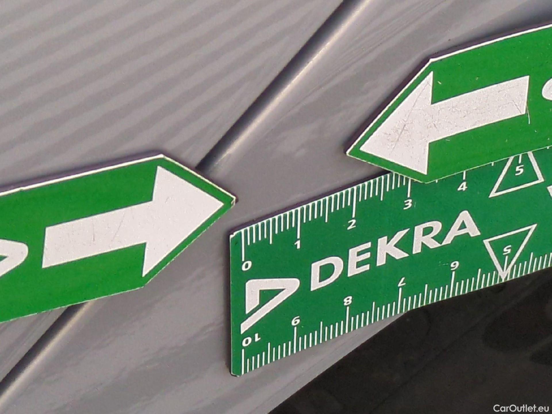  Nissan  Micra NISSAN  / 2016 / 5P / Berline IG-T 100 Business Edition #10