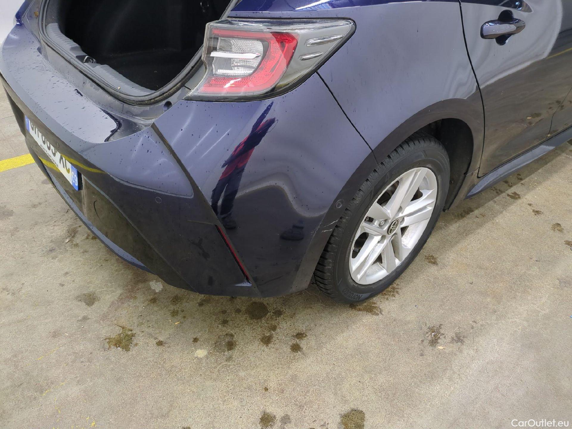  Toyota  Corolla TOYOTA  / 2018 / 5P / Berline Hybride 122h Dynamic Business Beyond Zer #15