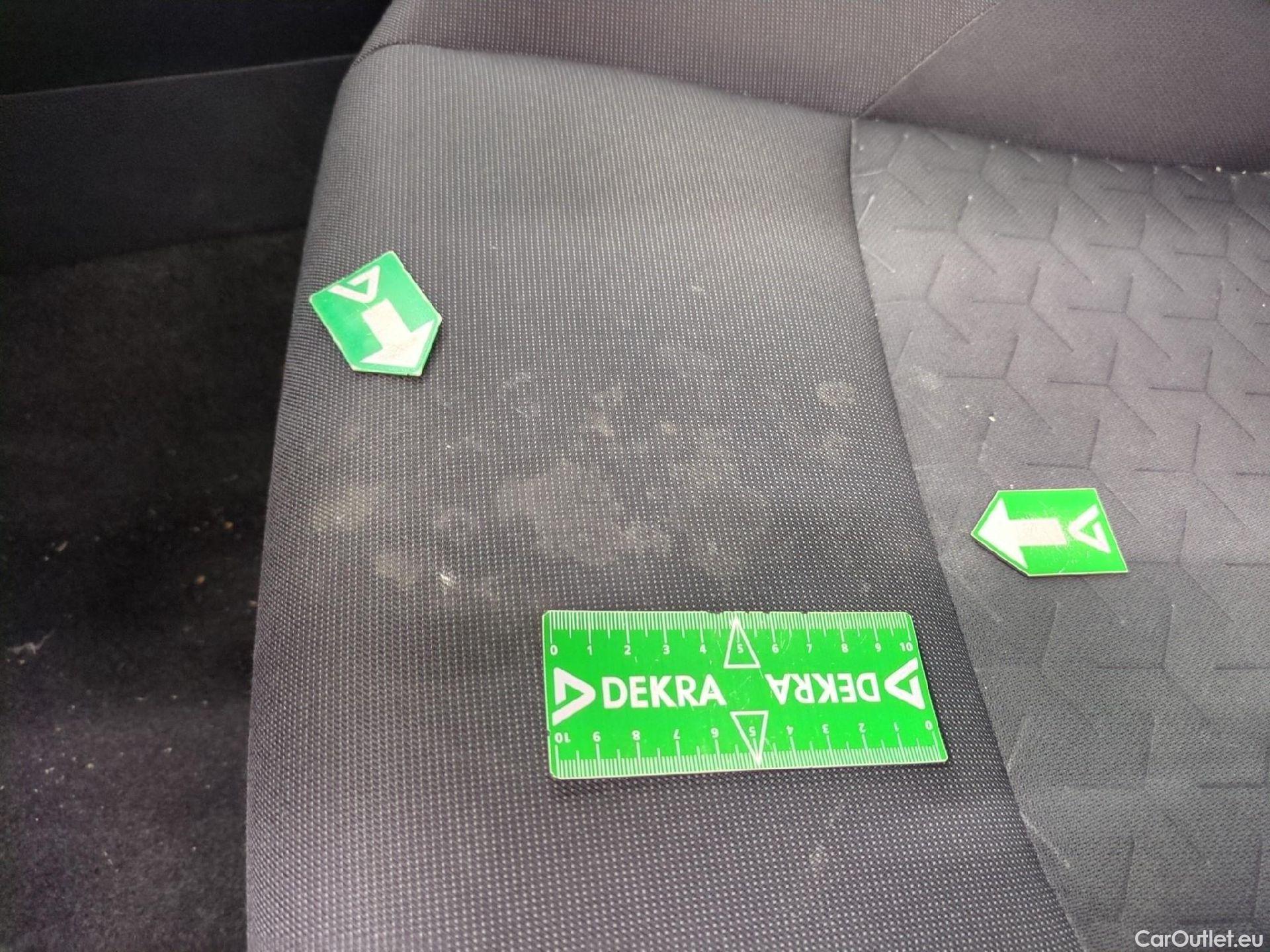  Toyota  Corolla TOYOTA  / 2018 / 5P / Berline Hybride 122h Dynamic Business Beyond Zer #20