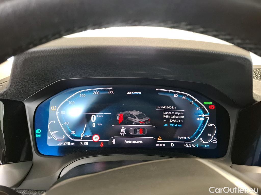  Bmw  Serie 3 BMW Série 3 Berline / 2018 / 4P / Berline 330e 292ch Business Design BVA8 Hybride #9