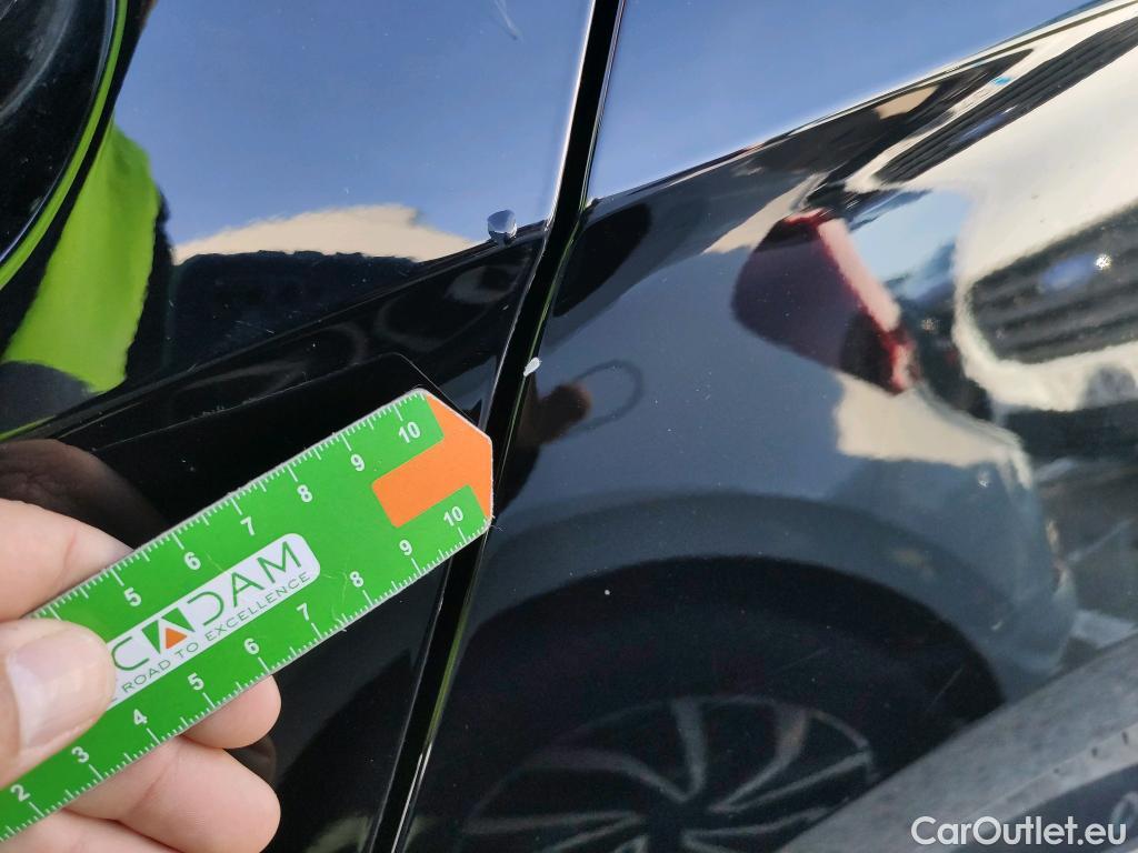  Bmw  Serie 1 BMW  / 2019 / 5P / berlina con portón 116d #6