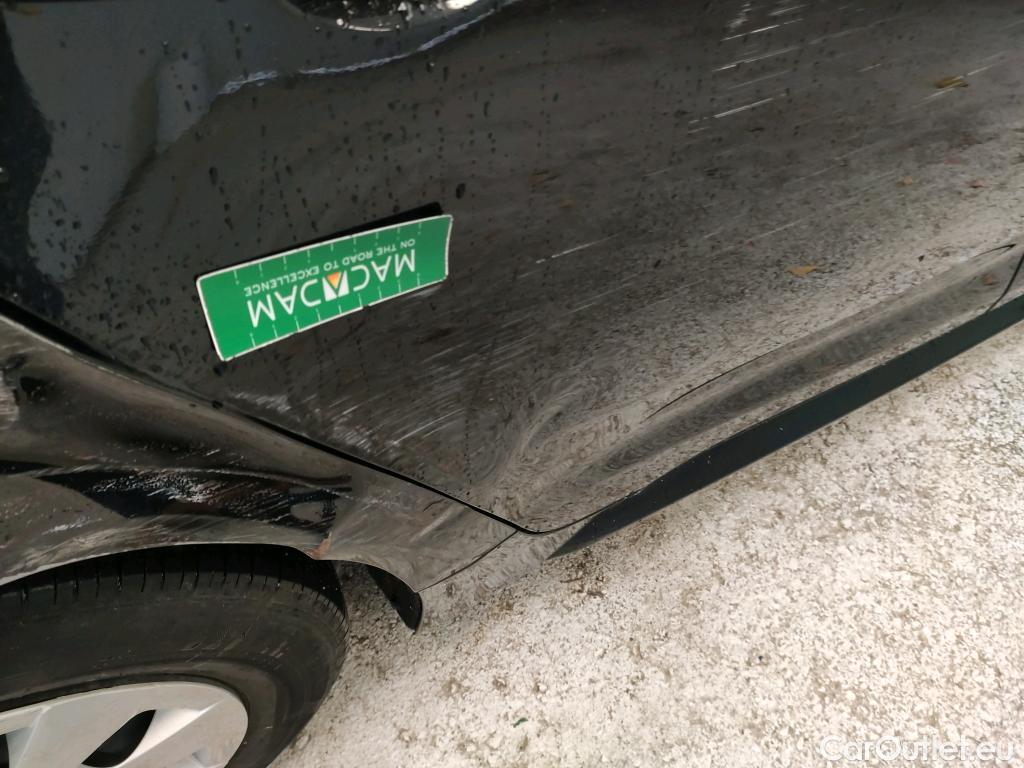  Toyota  Corolla TOYOTA  / 2019 / 5P / familiar 1.8 125H BUSINESS E-CVT TOURING SPORT #4