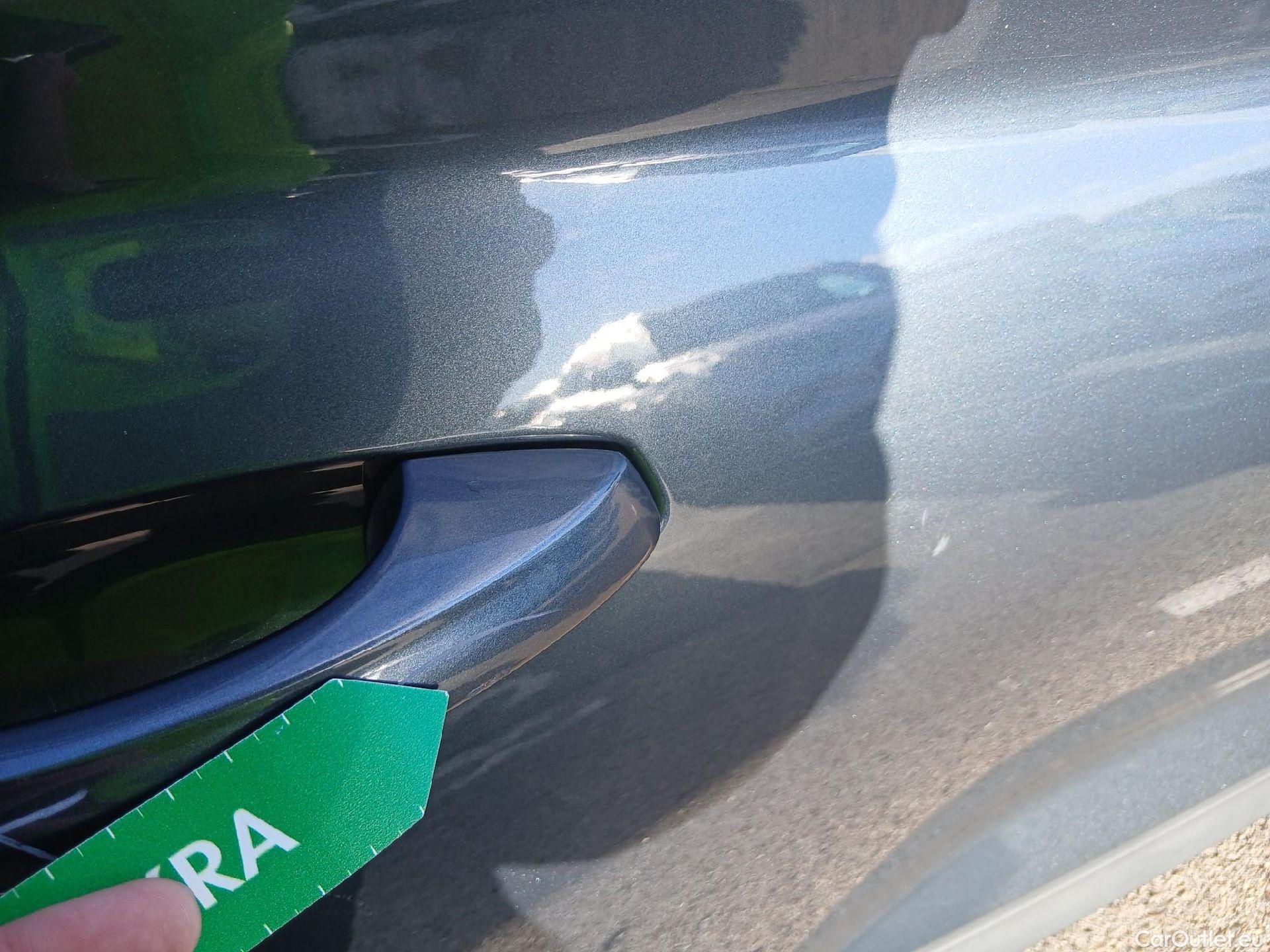  Skoda  Kodiaq SKODA  / 2016 / 5P / todoterreno 2.0 TDI 110KW (150cv) DSG 4x2 Ambition #40