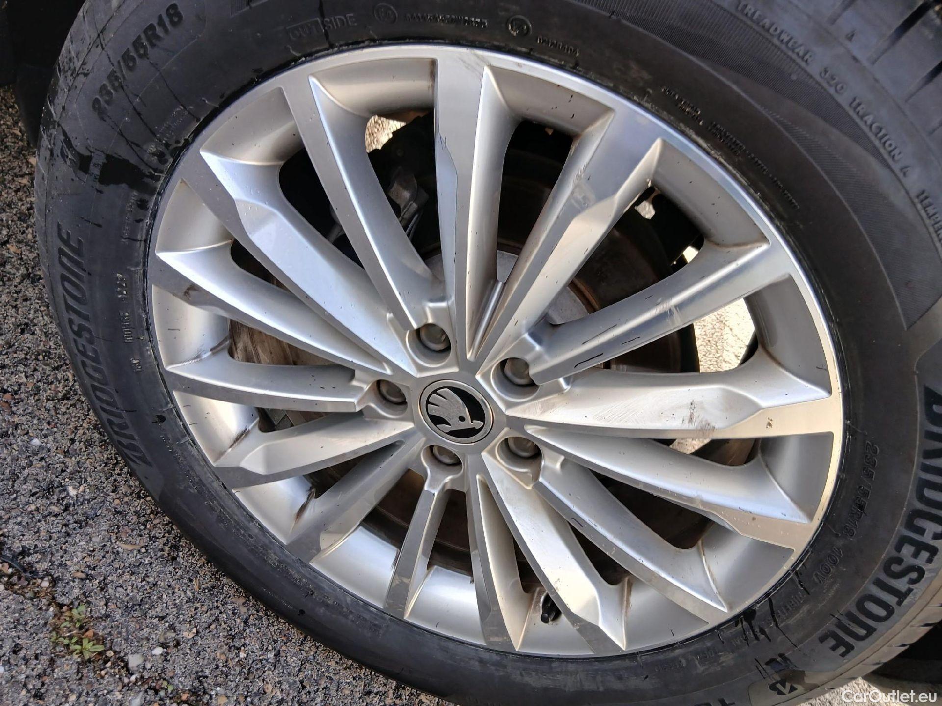  Skoda  Kodiaq SKODA  / 2016 / 5P / todoterreno 2.0 TDI 110KW (150cv) DSG 4x2 Ambition #3